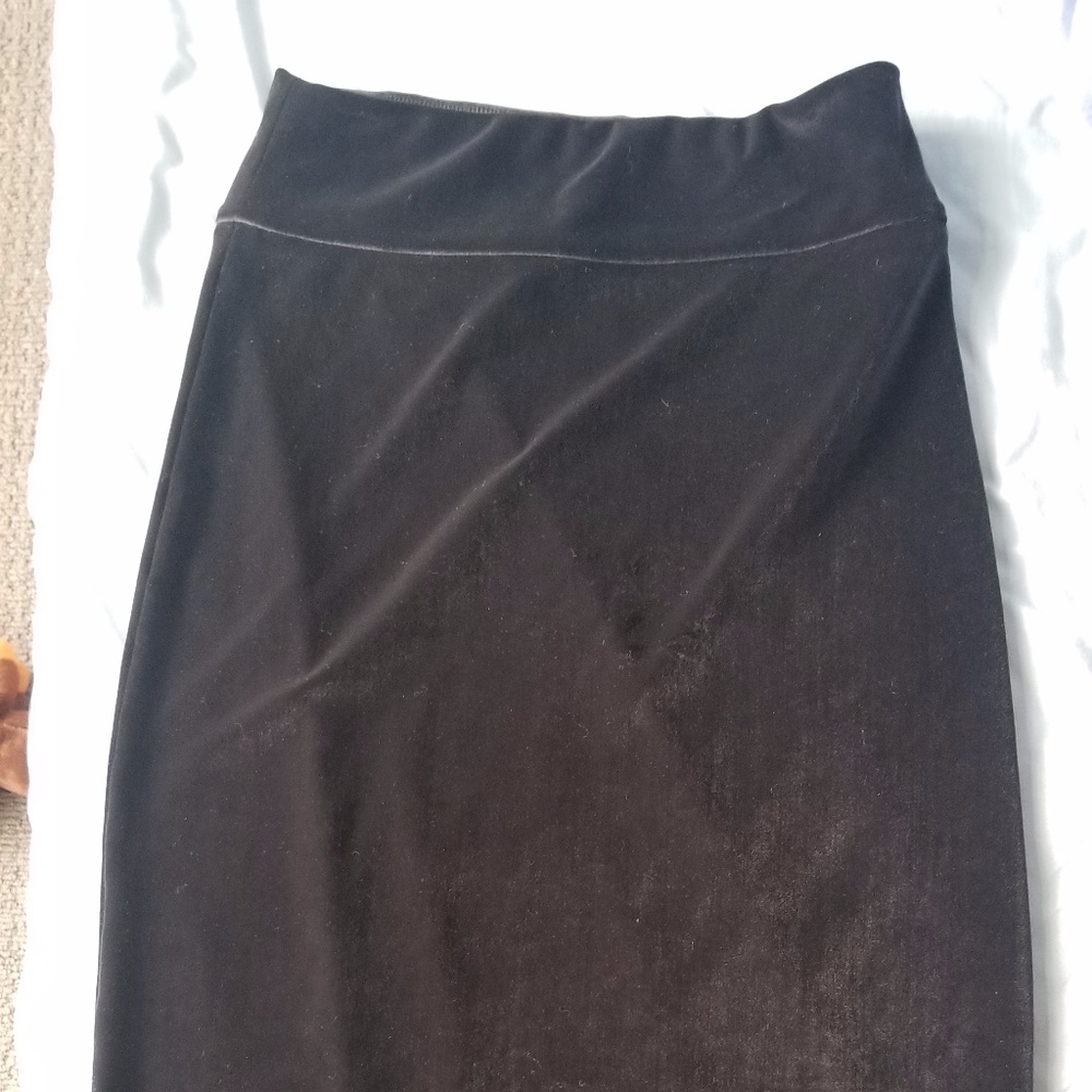 Wilfred free pencil skirt